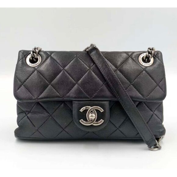 Pre-owned Chanel Quilted Sheepskin Rocks Ruthenium Hardware Small Flap Black - Picture 1 of 16